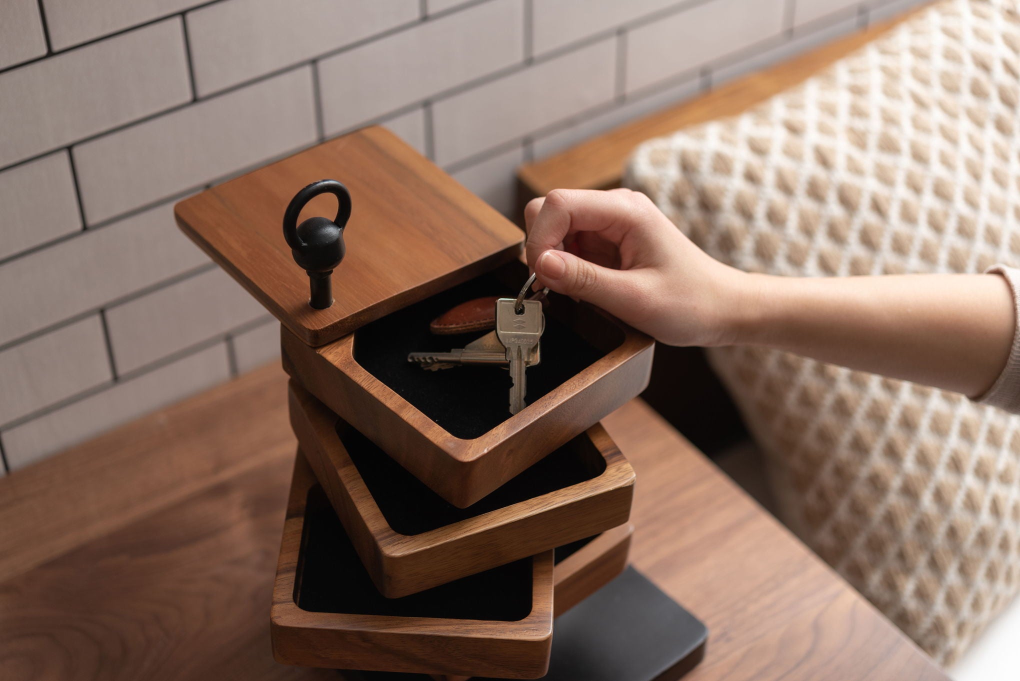 アクセサリーケース 小物入れ 小物収納 雑貨入れ 天然木 回転式 収納ケース アクセサリーケース