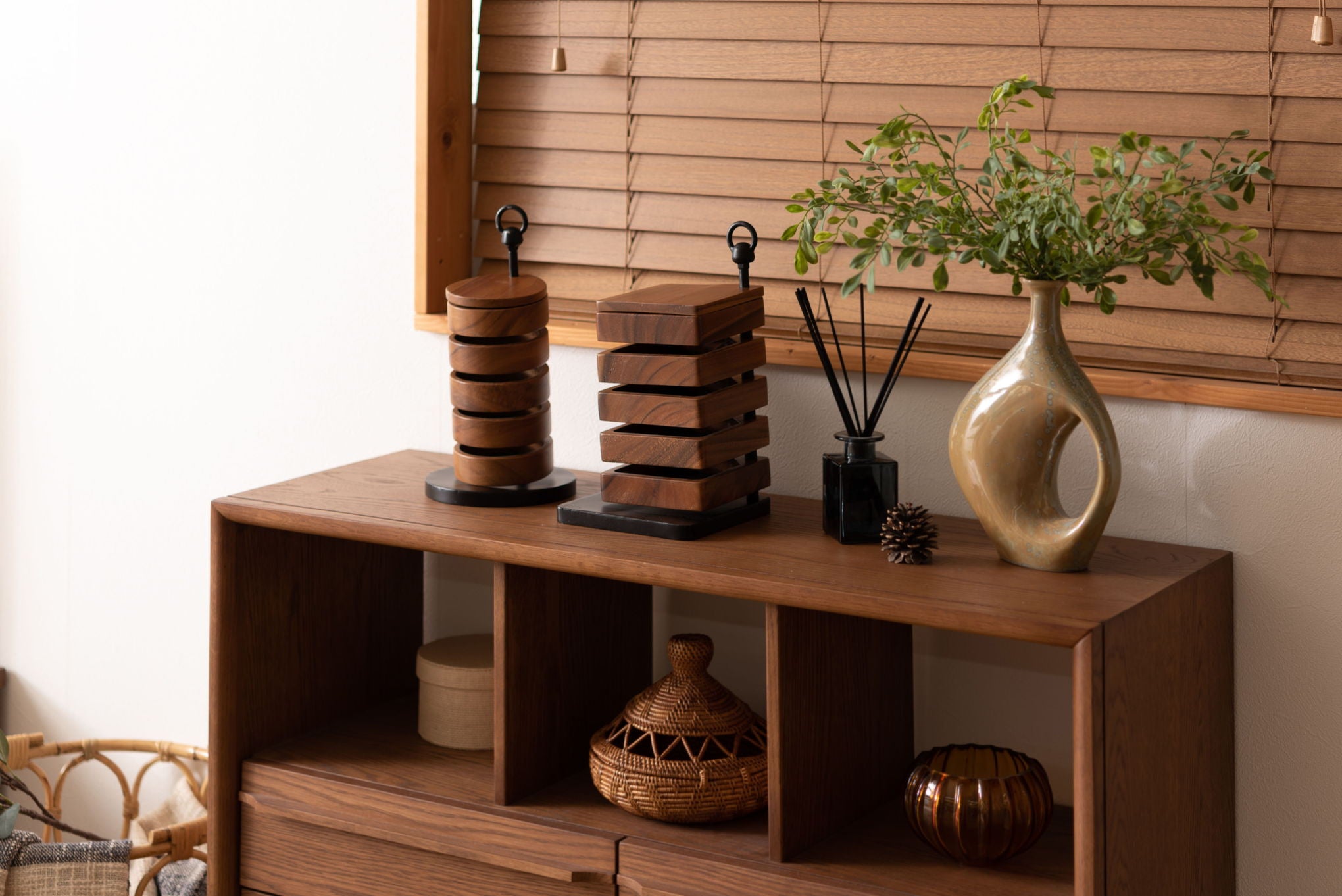 アクセサリーケース 小物入れ 小物収納 雑貨入れ 天然木 回転式 収納ケース アクセサリーケース