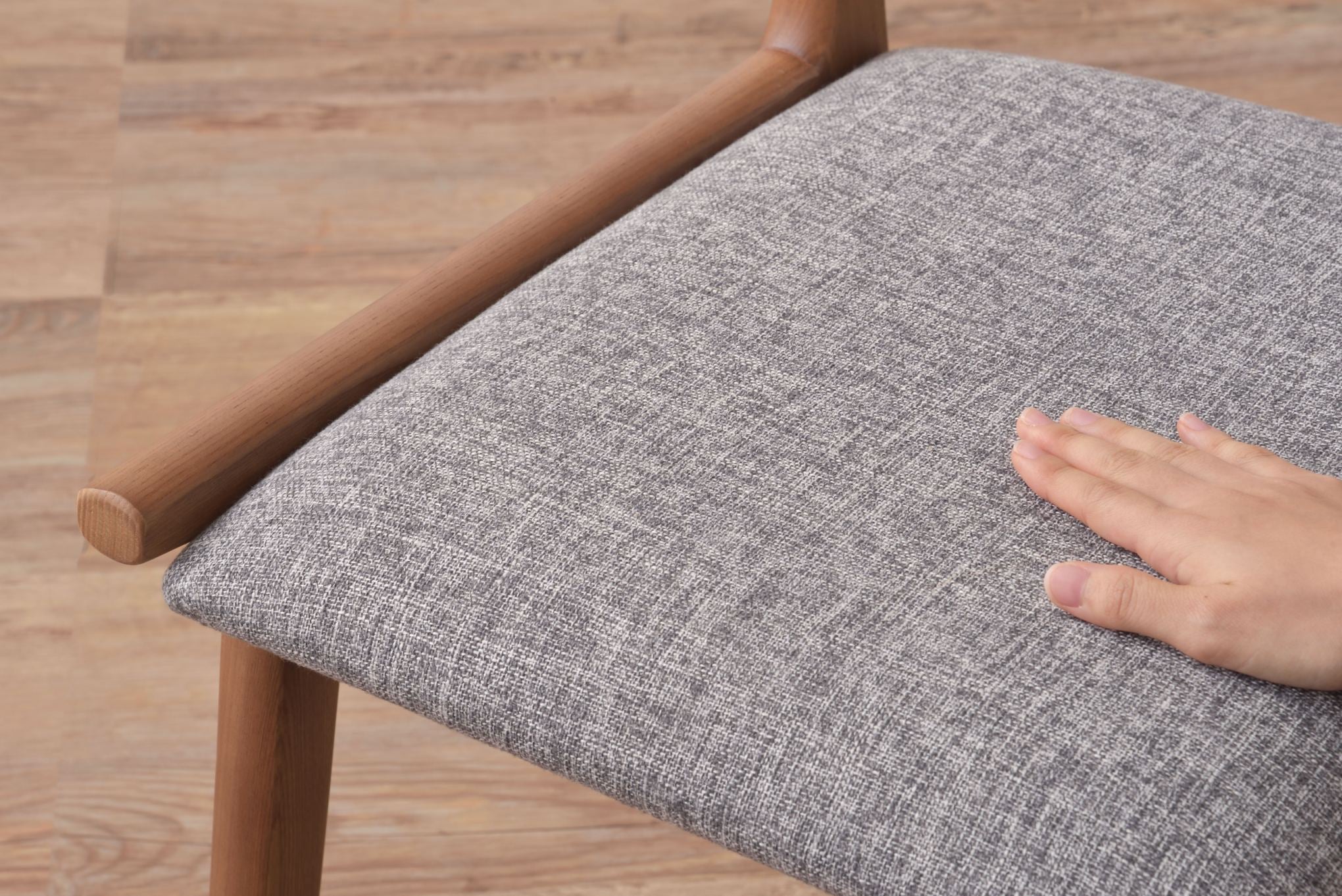 ダイニングチェア 1脚 チェア 単品 椅子 完成品 肘なし 布 レザー 合皮 一人掛け ひとりがけ 高見え 高級感