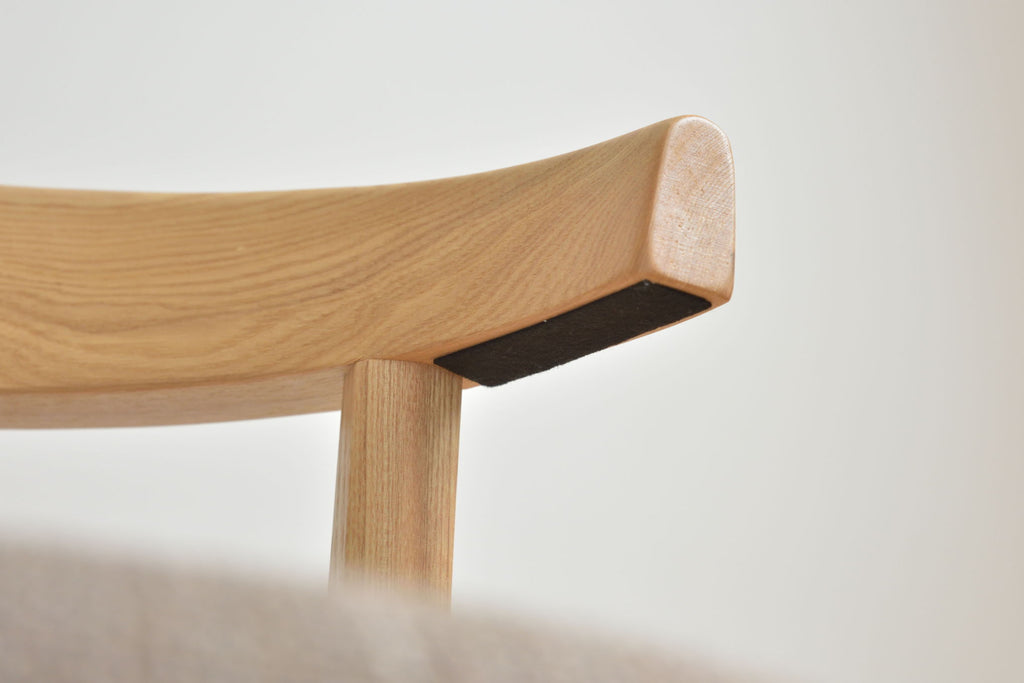 ダイニングチェア 1脚 チェア 単品 椅子 完成品 肘なし 布 レザー 合皮 一人掛け ひとりがけ 高見え 高級感