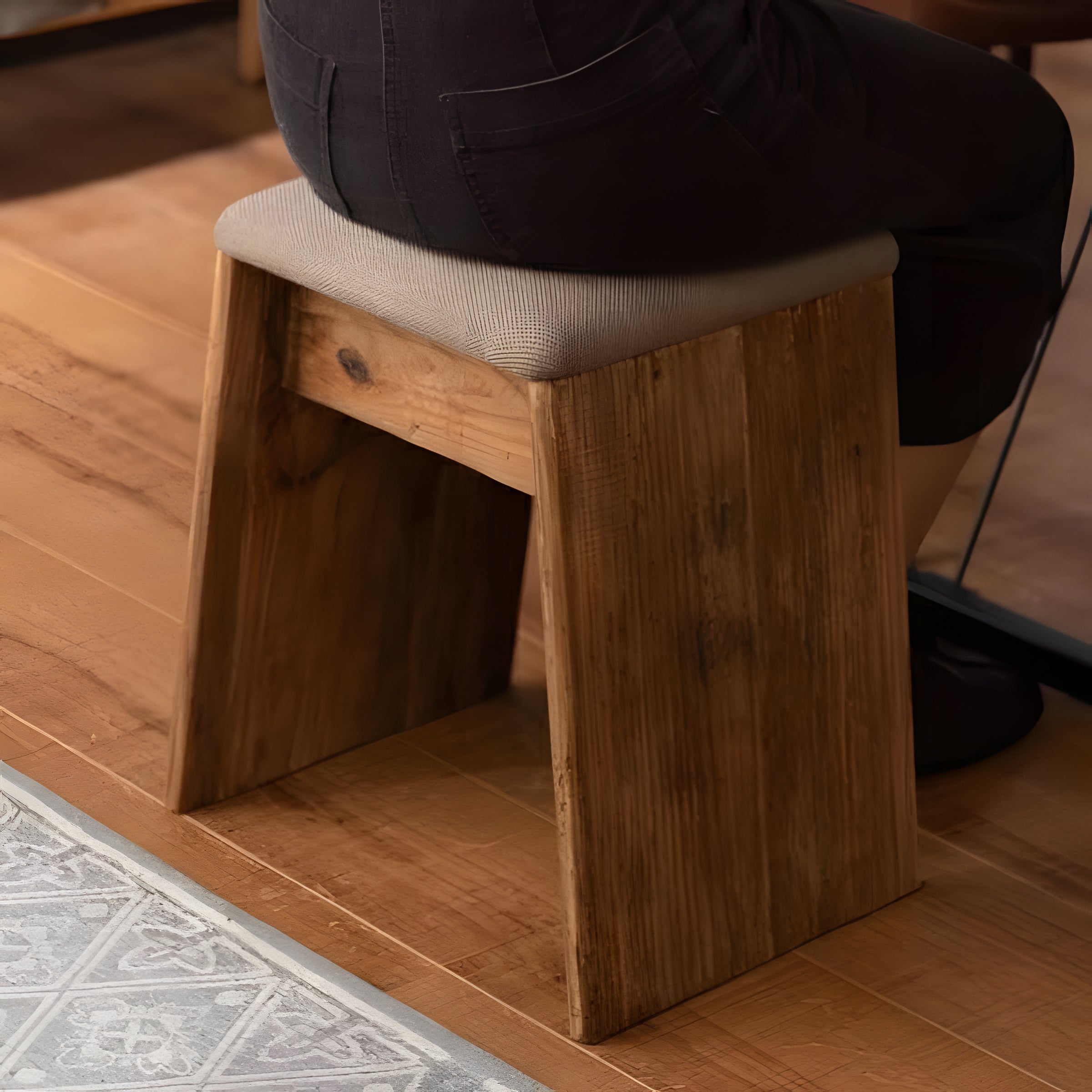 スツール チェア 椅子 古材 コンパクト 腰掛け 布 ファブリック 完成品 軽量 玄関 来客 背もたれなし